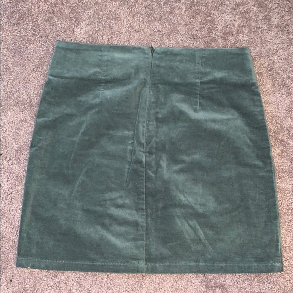 Olive green lace up skirt - Picture 3 of 3